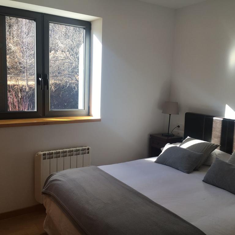 Apartament Hug Roger Valencia D'Aneu Exterior foto